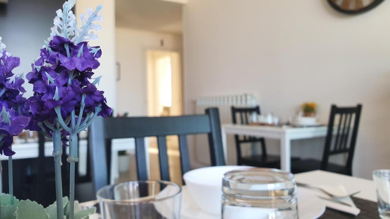Alojamento de Acomodação e Pequeno-almoço Location10 3*